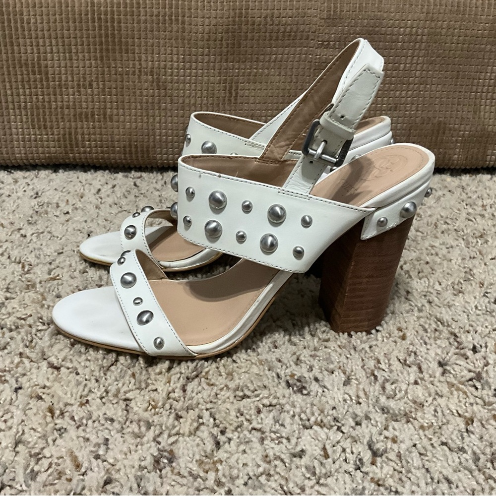 Guess hi heel ,wedges adjustable,women’s size 8.5 white. - Picture 3 of 11